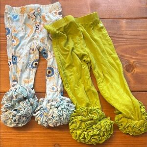Posh Peanut 2 pairs Green and Blue Ruffle Leggings, EUC 12-18 mos